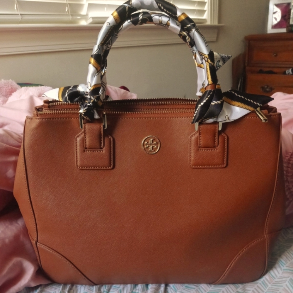 Tory Burch Robinson Bag